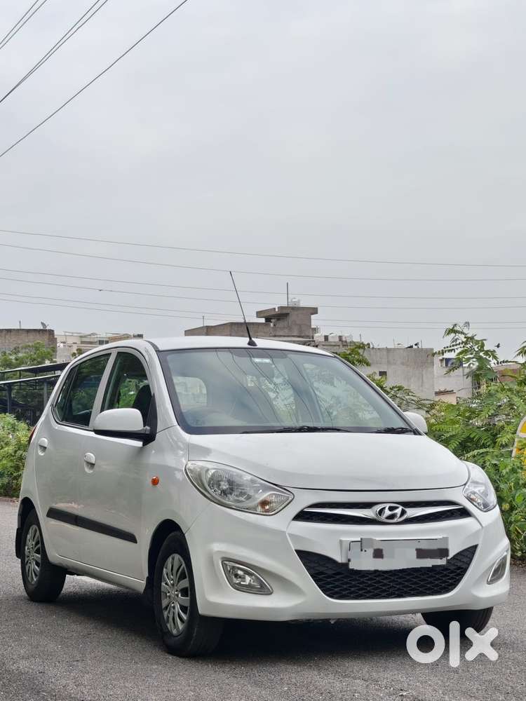 Hyundai I10 Sportz 1.1 Irde2, 2016, Petrol