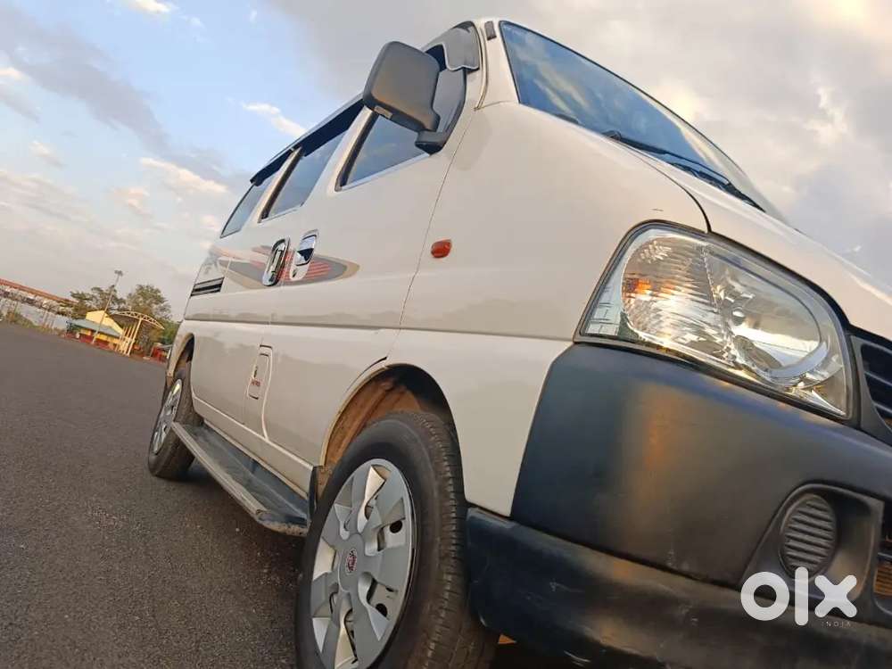 Maruti Suzuki Eeco 2024 Petrol 33000 Km Driven