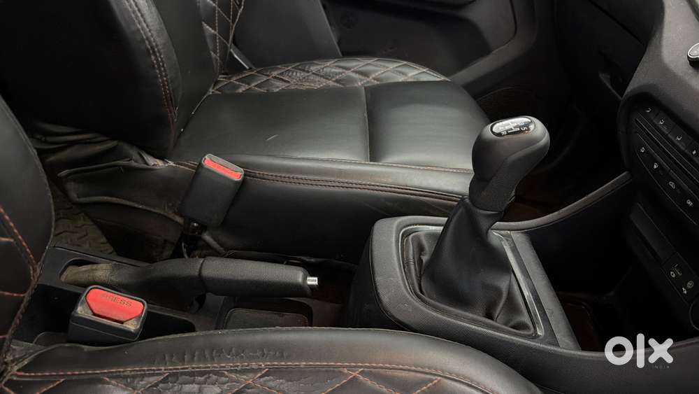 Tata Punch Camo Adventure Mt, 2022, Petrol