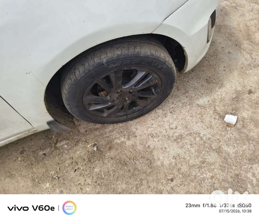 Maruti Suzuki Swift Ddis 2012