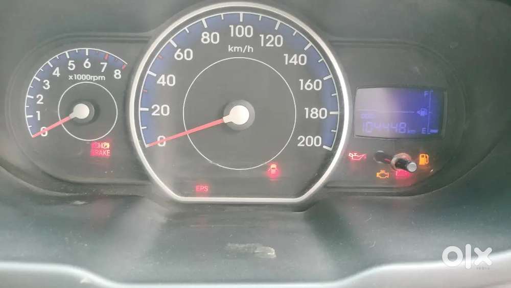 Hyundai I10 Sportz 2012