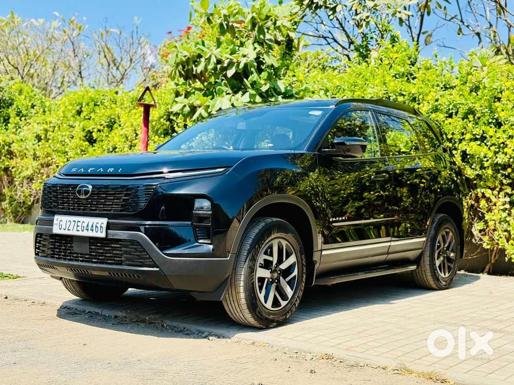Tata Safari Pure Plus S Dark Edition, 2025, Diesel