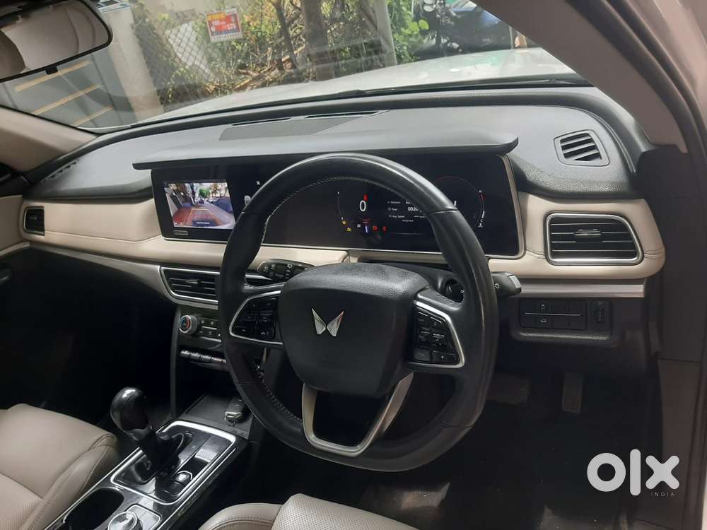Mahindra Xuv700 Ax7 Luxury Pack Awd, 2021, Diesel