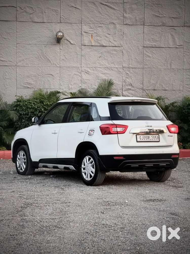 Maruti Suzuki Vitara Brezza 1.5 Vxi At, 2020, Petrol