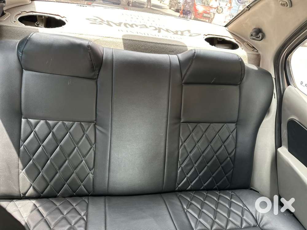 Ford Ikon 1.6 Zxi 2004