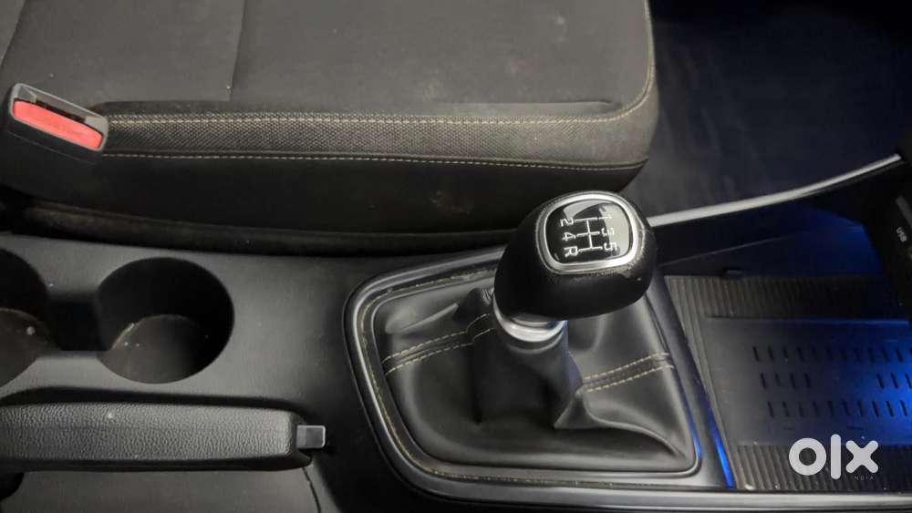 Hyundai New I20 1.2 Asta (o) Mt, 2020, Petrol