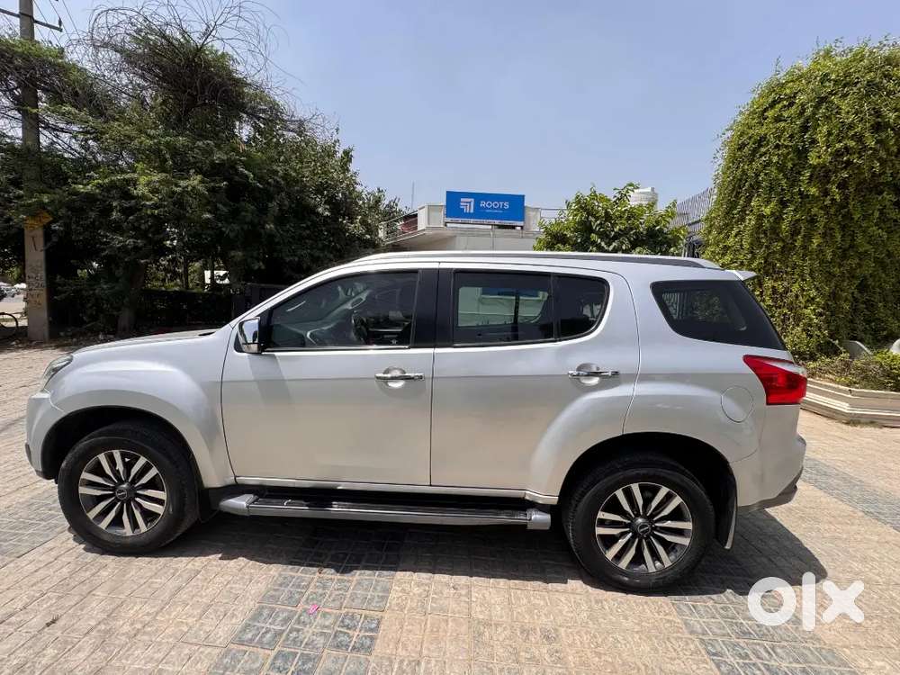 Isuzu Mu-x 2021 Diesel 64000 Km Driven