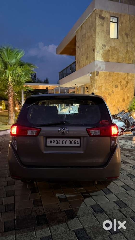 Toyota Innova Crysta 2019