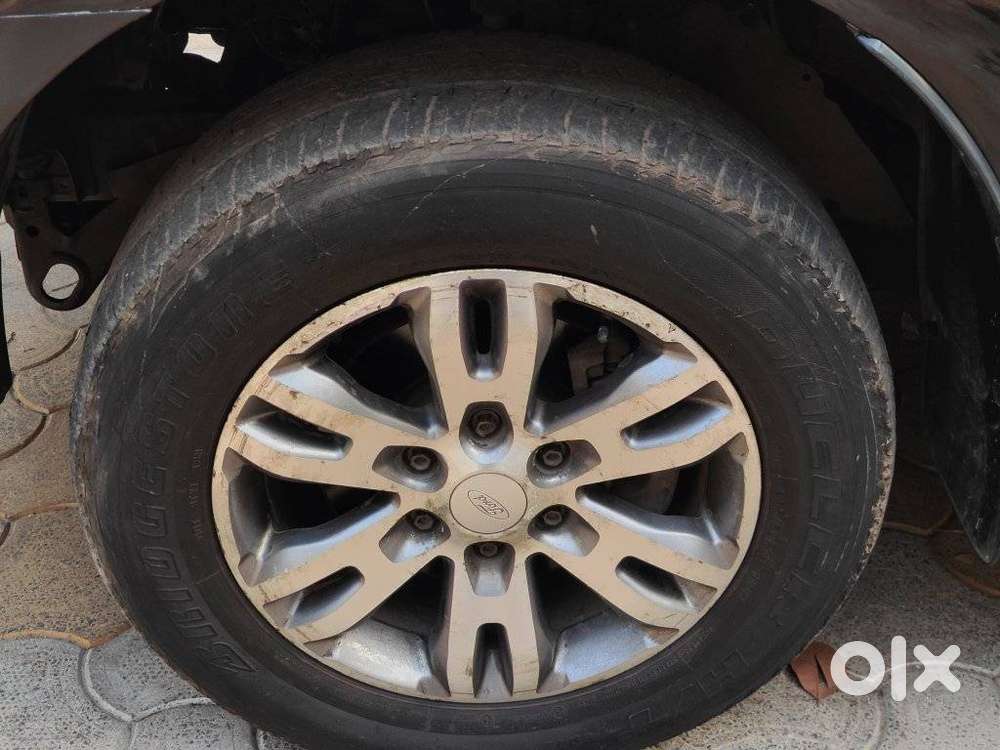 Ford Endeavour 3.2 Titanium At 4x4, 2016, Diesel