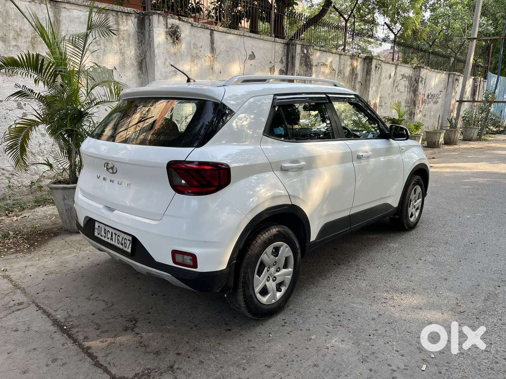 Hyundai Venue 1.2 S Plus, 2020, Petrol