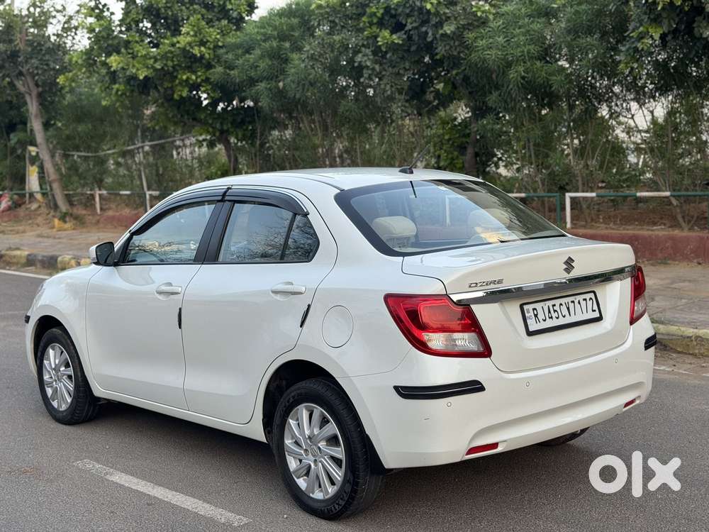 Maruti Suzuki Dzire 1.2 Vxi, 2023, Petrol