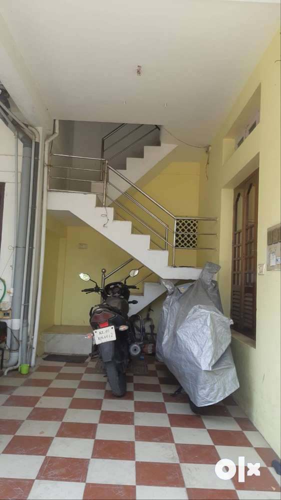 1 BHK HOUSE FOR RENT AT THEVARA , COCHIN 13 ( NEAR SH COLLEGE) For