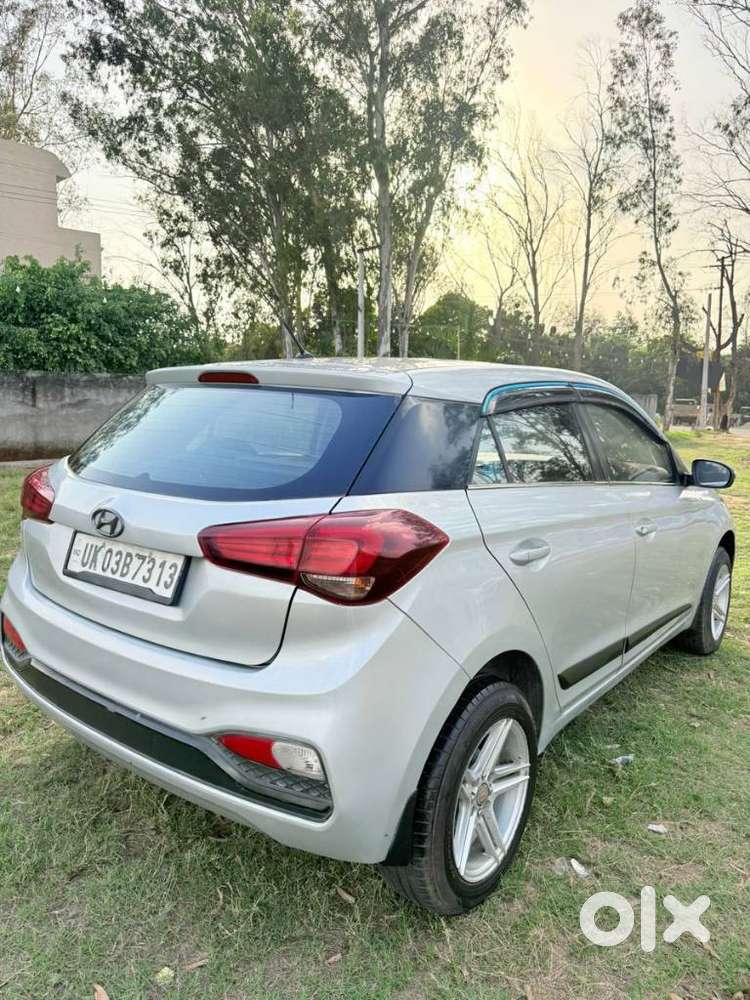 Hyundai I20 Sportz 1.2 Bs-iv, 2018, Petrol