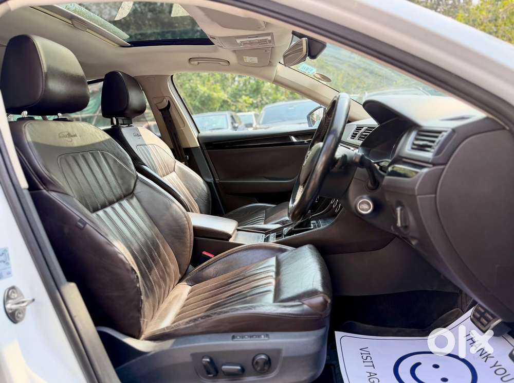 Skoda Superb 2.0 Tsi At L&k, 2019, Petrol