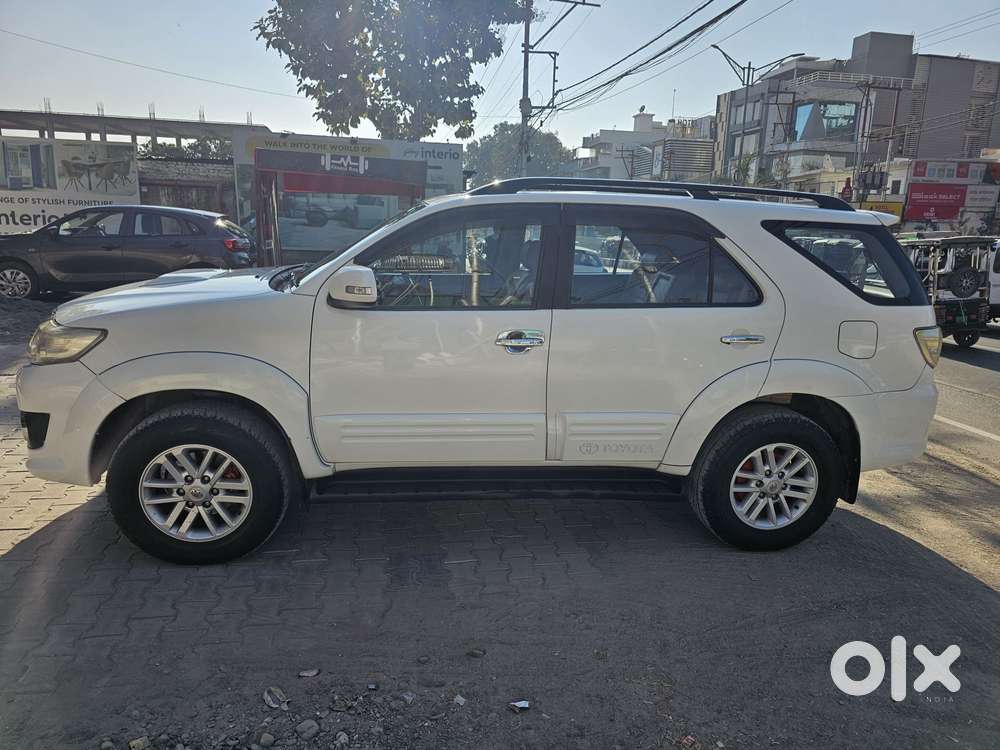 Toyota Fortuner 3.0 4x2 Automatic, 2014, Diesel