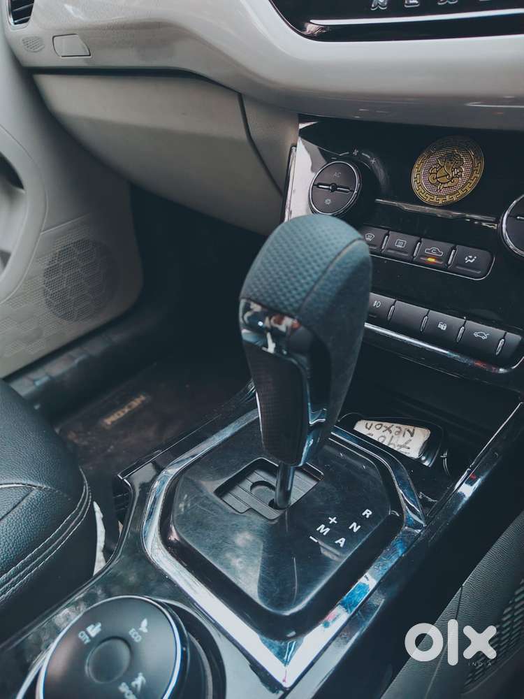 Tata Nexon Amt Xza Plus, 2023, Petrol