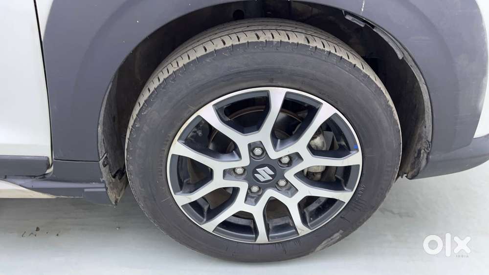 Maruti Suzuki Xl6 1.5 Alpha At, 2022, Petrol
