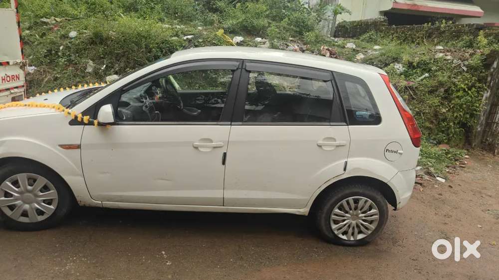 Ford Figo 1.2 Petrol 2016