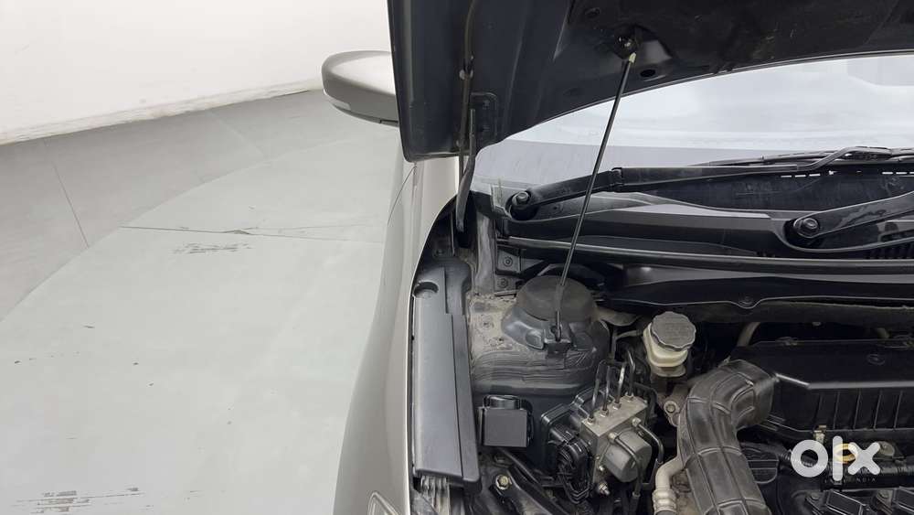 Maruti Suzuki Ciaz 1.5 Alpha Shvs Amt, 2019, Petrol