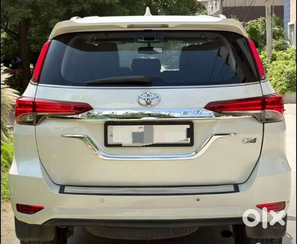 Toyota Fortuner 1st Owner Automatic 4*4 /2017 Diesel