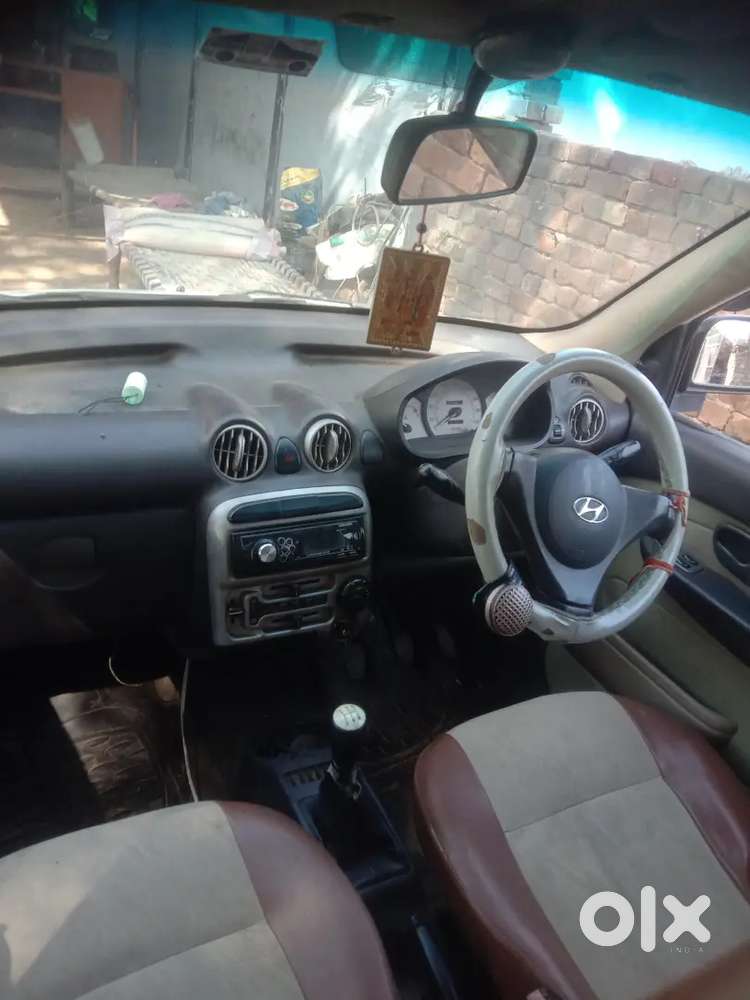 Hyundai Santro 2011 Lpg Well Maintained