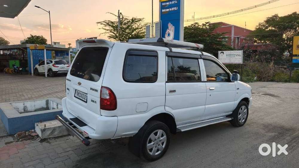 Chevrolet Tavera Neo Ls B3 - 10 Seats Bsii, 2012, Diesel