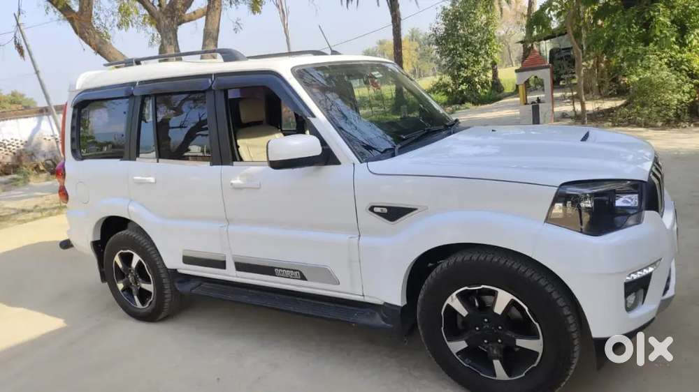 Mahindra Scorpio Classic 2023 Diesel 50000 Km Driven
