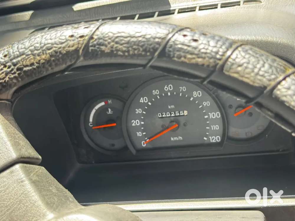 Maruti Suzuki Omni 2014 Year