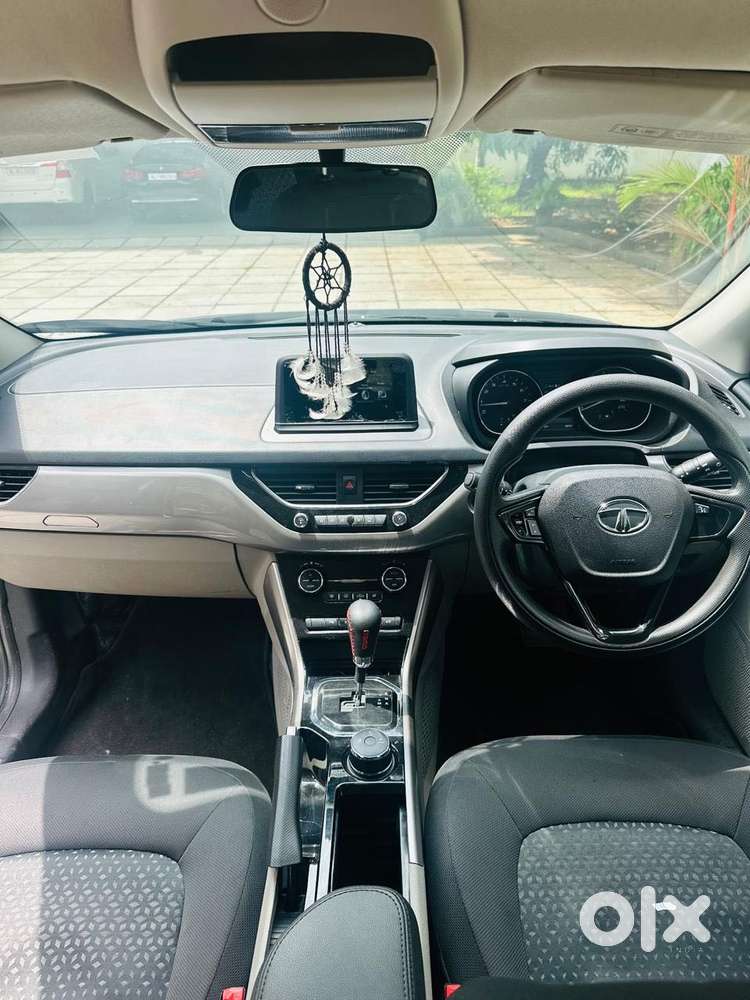 Tata Nexon 1.2 Revotron Xza Plus, 2018, Petrol