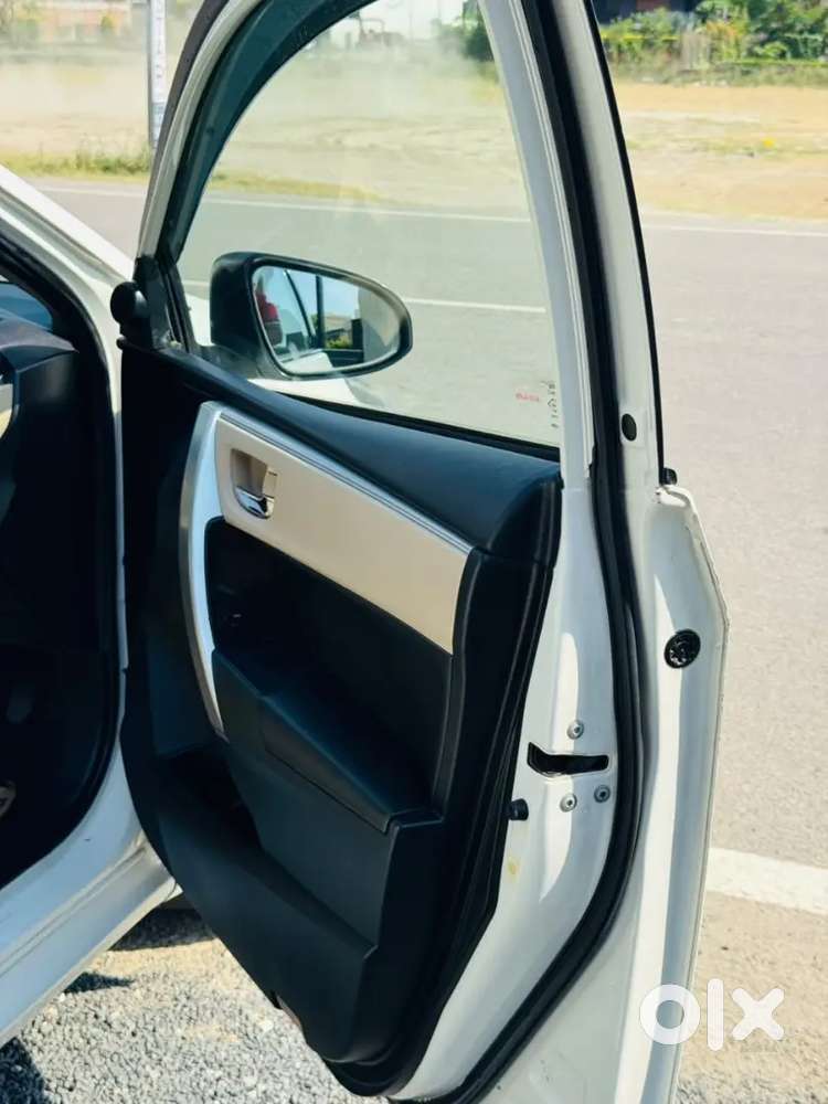Toyota Corolla Altis 2016 Automatic