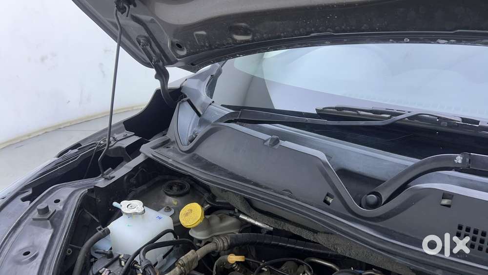 Nissan Magnite Xv Turbo, 2021, Petrol