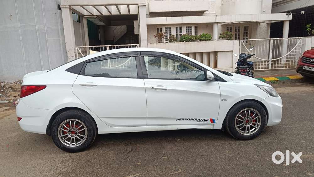Hyundai Fluidic Verna 1.6 Crdi Sx, 2011, Diesel