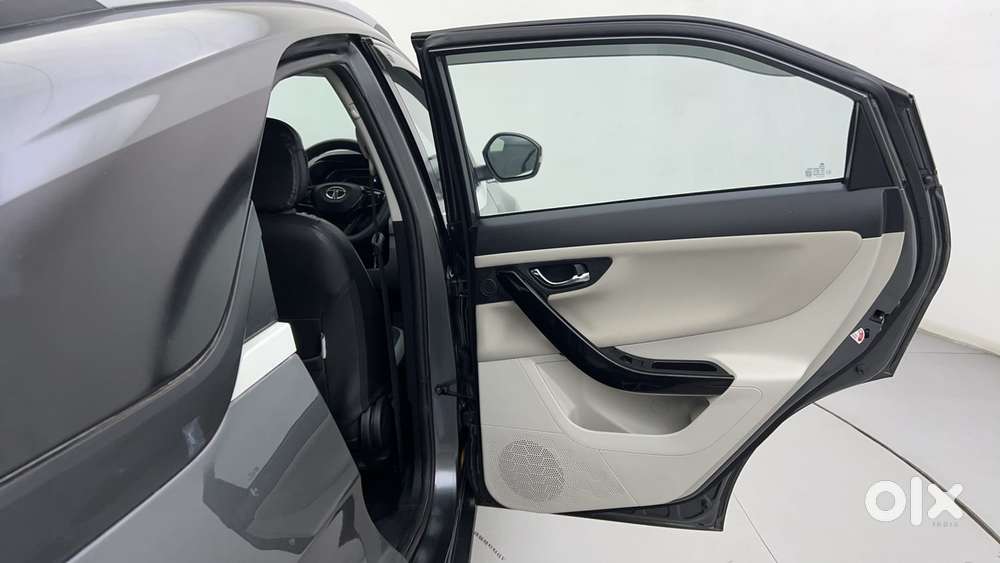Tata Nexon 1.2 Revotron Xz Plus, 2023, Petrol