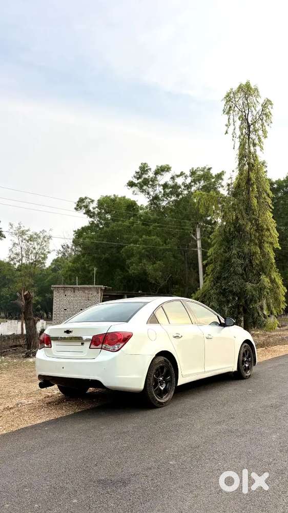 Chevrolet Cruze 2011 Diesel Well Maintained