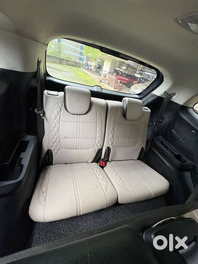 Kia Carens G 1.5 6mt Premium (o) 7-seater, 2024, Petrol