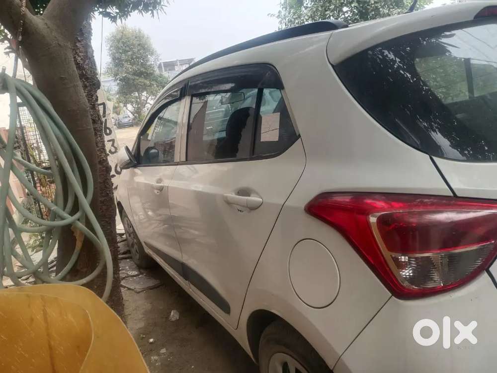 Hyundai Grand I10 2017 Diesel 63000 Km Driven