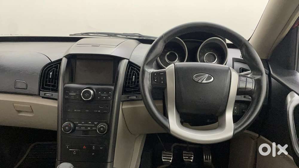 Mahindra Xuv500 2.2 W10, 2015, Diesel