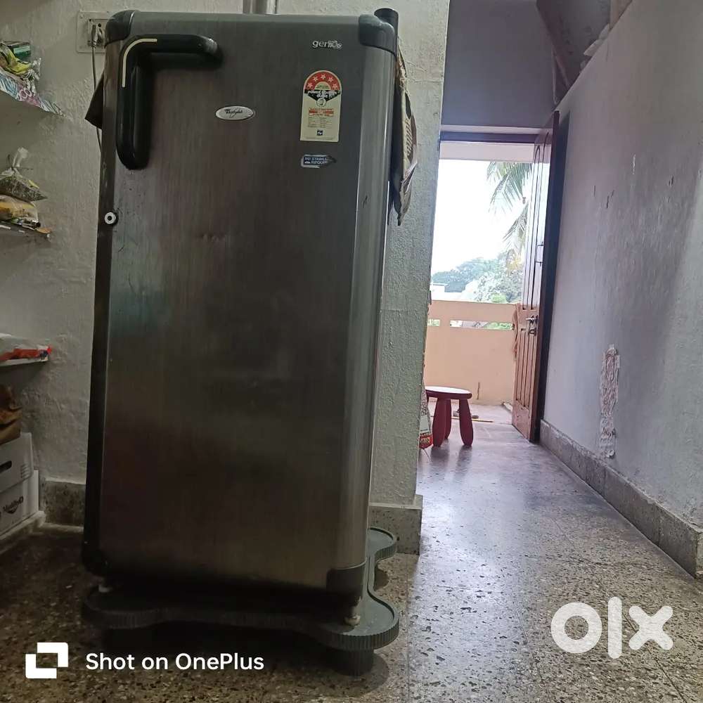 Whirlpool fridge