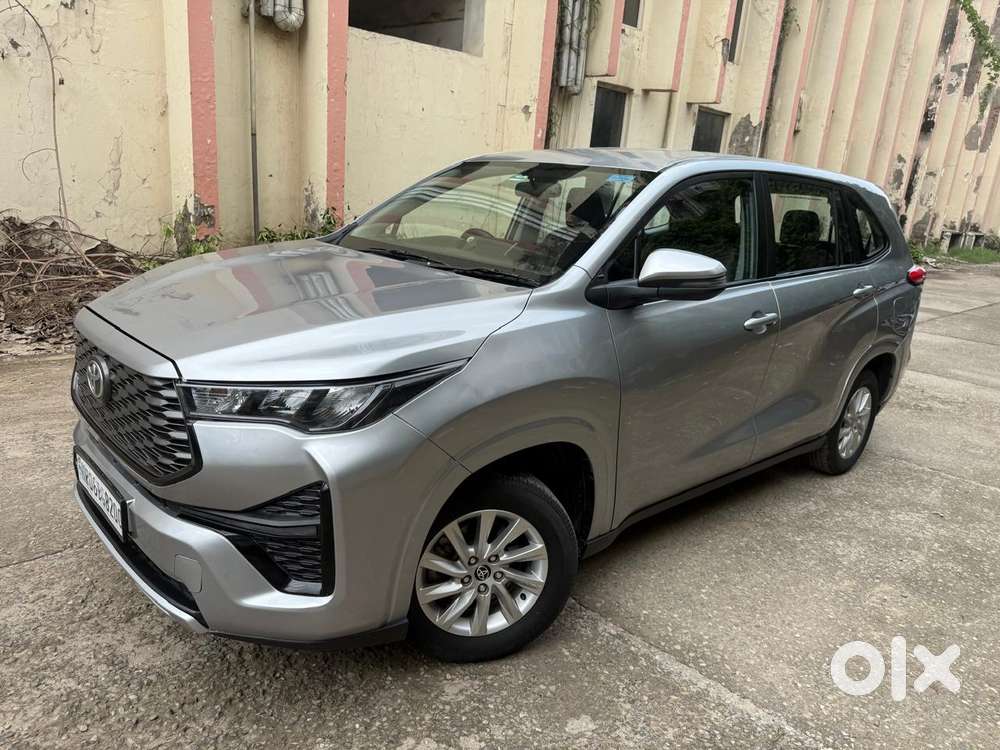 Toyota Innova Hycross 2.0 Gx 8 Str, 2024, Petrol