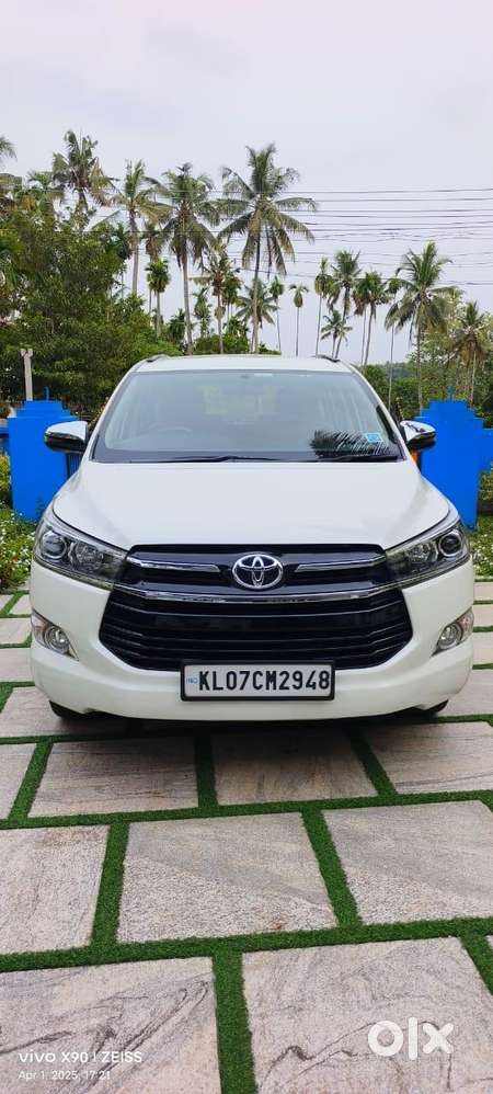 Toyota Innova Crysta 2.8 Zx At, 2016, Diesel