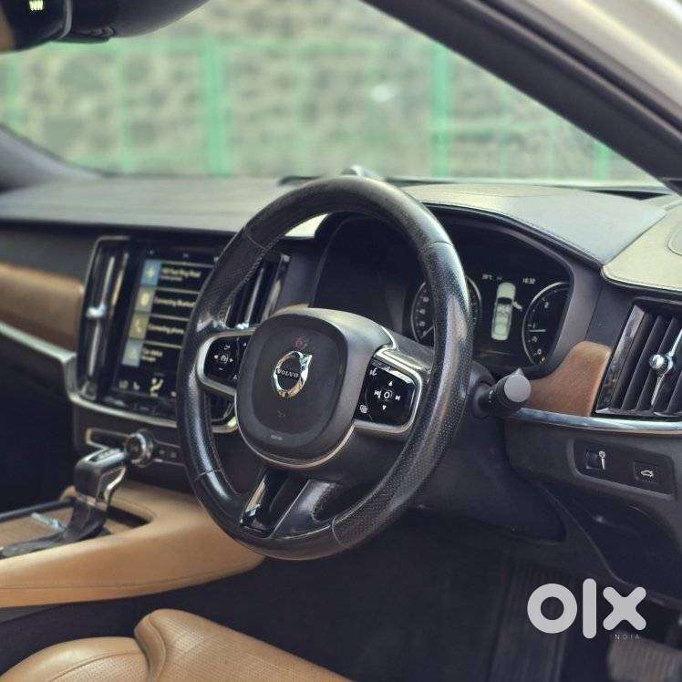 Volvo S90 D4 Momentum, 2017, Diesel