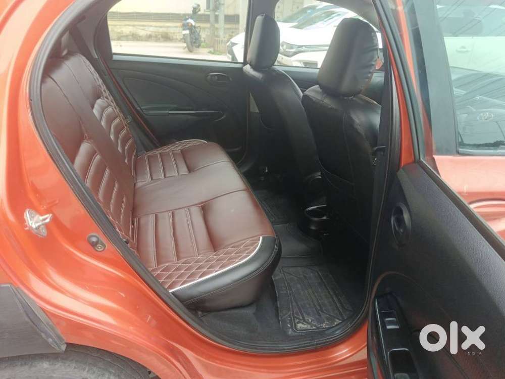 Toyota Etios Cross 1.2l G, 2015, Petrol