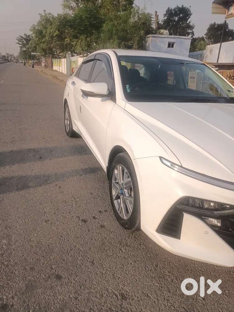 Hundai Verna Sx
