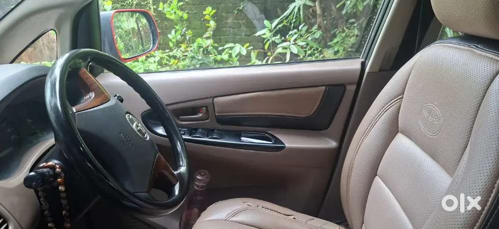 Toyota Innova 2015re