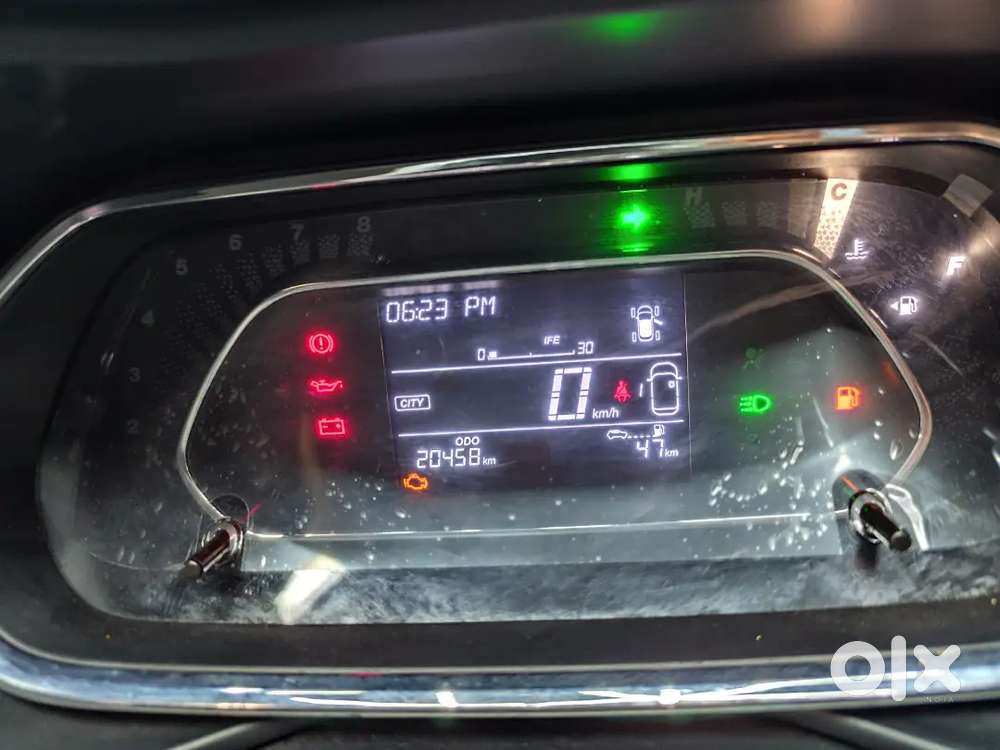 Tata Nexon 2025 Petrol 20500 Km Driven