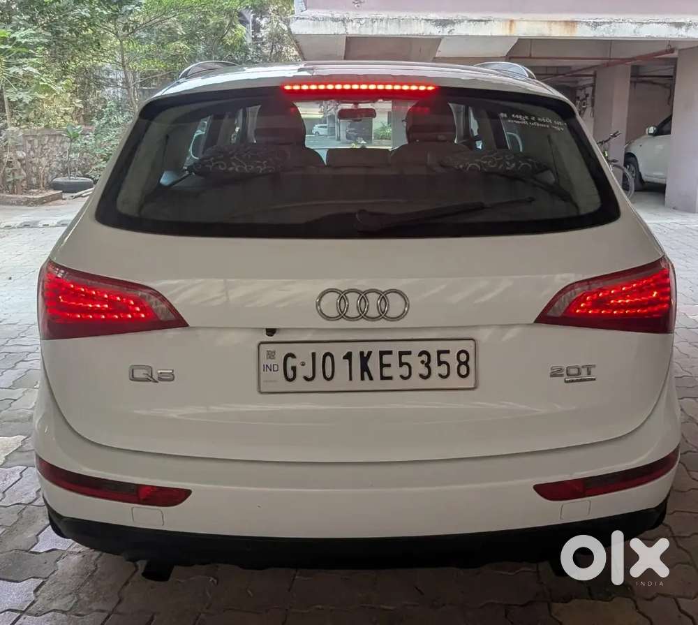 Audi Q5 2011 Petrol 92000 Km Driven