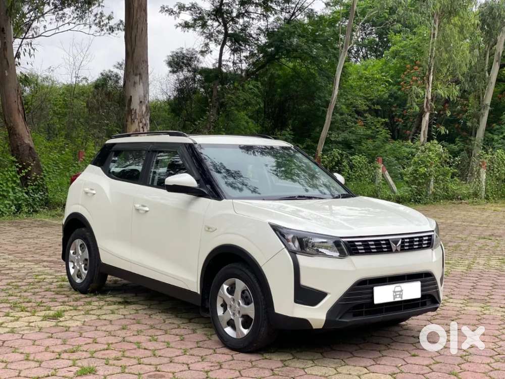 Mahindra Xuv300 W6 Amt Diesel, 2023, Diesel