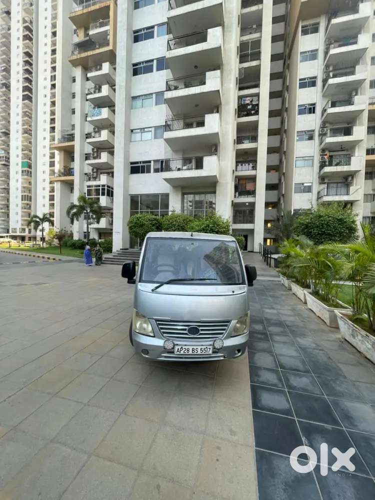 Tata Venture Van