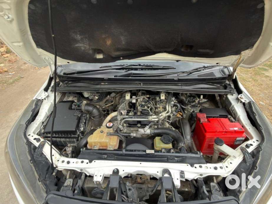 Toyota Innova Crysta 2.4 G Mt 8s, 2017, Diesel
