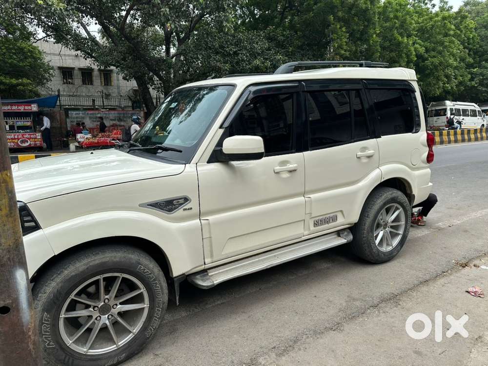 Mahindra Scorpio Classic 2021